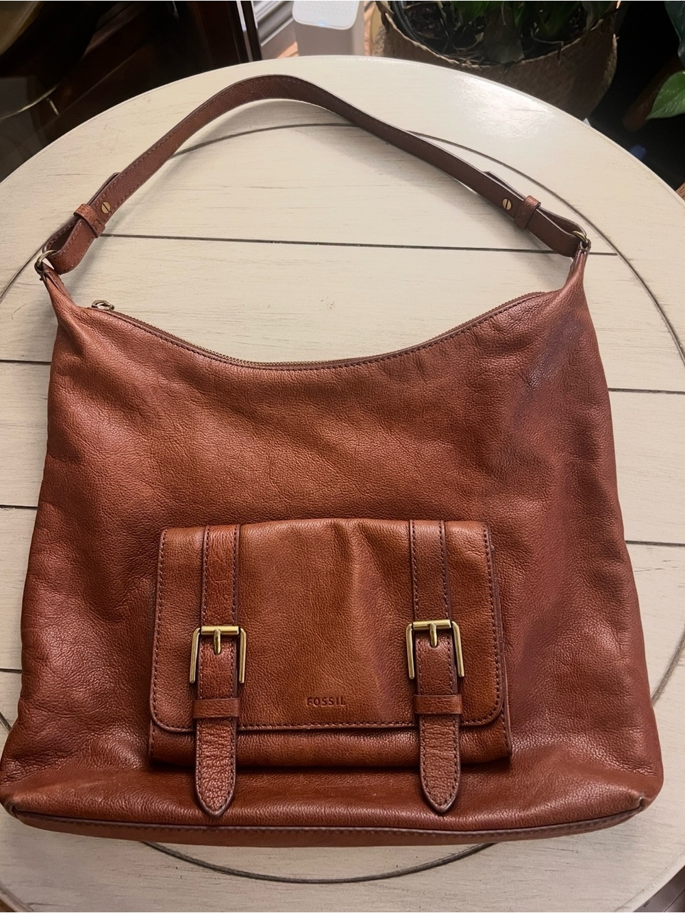 Fossil 100% Leather Cleo Hobo
Shoulder Bag